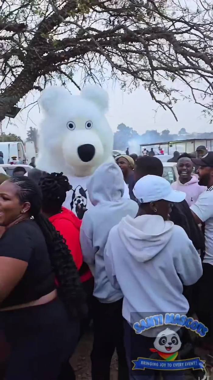 Working the whole crowd